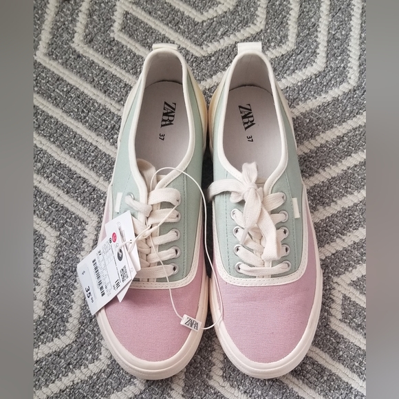 New girls summer shoes - Picture 1 of 3